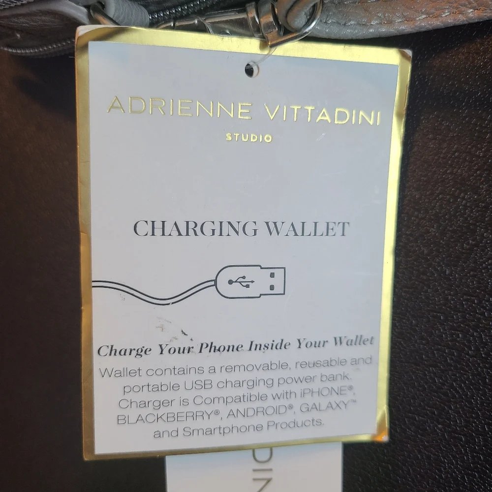 Adrienne Vittadini Studio Phone Charging RFID Wallet Crossbody Grey w/Cord Z NWT